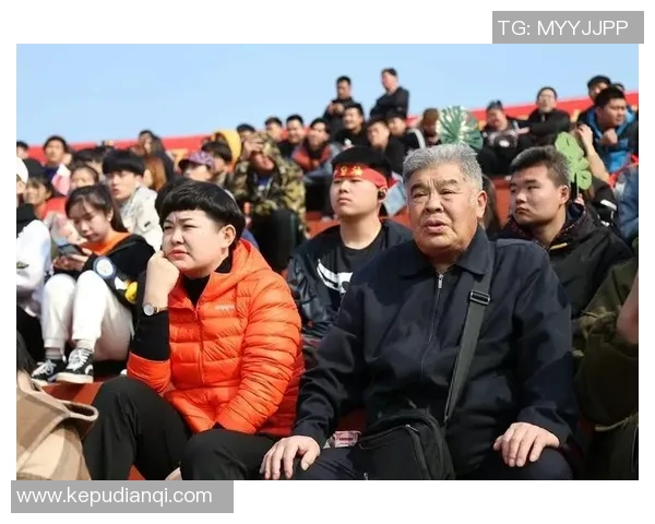 庄河足球明星盘点及其在中国足球历史中的重要地位分析